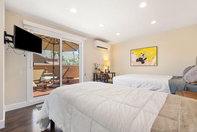 Building Photo - 49069 Mariposa Dr