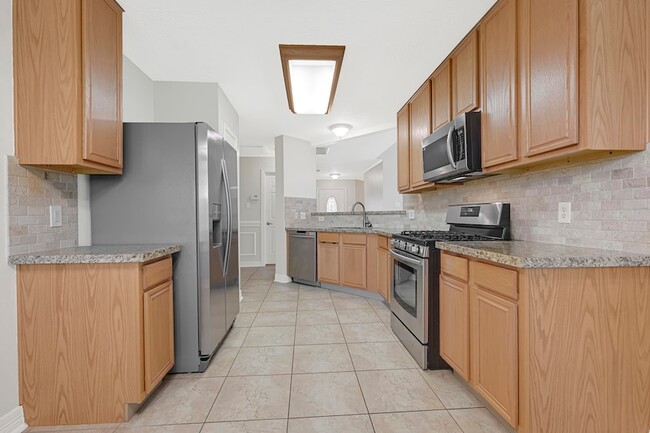 Building Photo - 7442 Colony Bend Ln