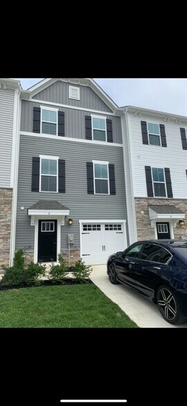 Building Photo - 6 Kohlmyer Dr