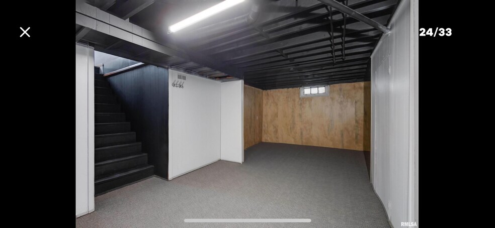 Building Photo - 1243 E Dover Ct