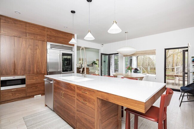 Building Photo - 92 Scrimshaw Ln