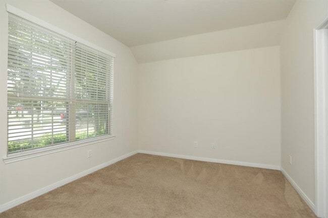 Building Photo - 4802 Elenas Bend Ct