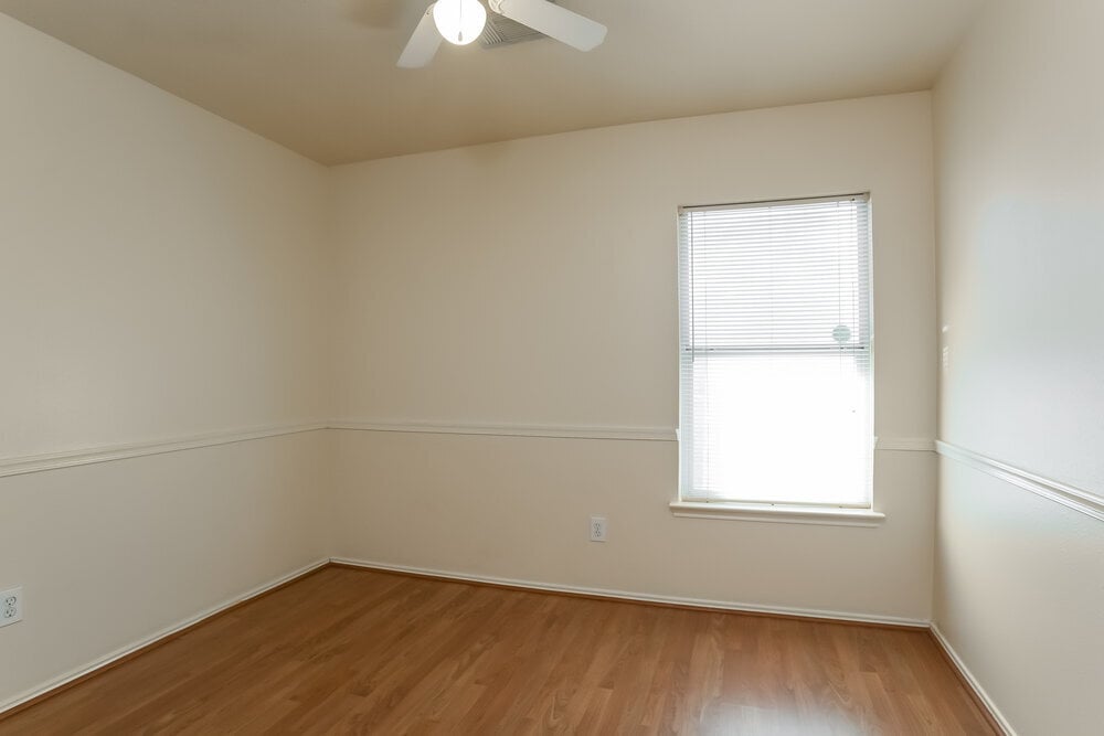 Building Photo - 12123 Carriage Oak Cir