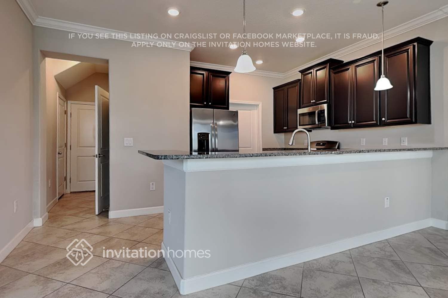 Building Photo - 2848 YellowHammer Wy