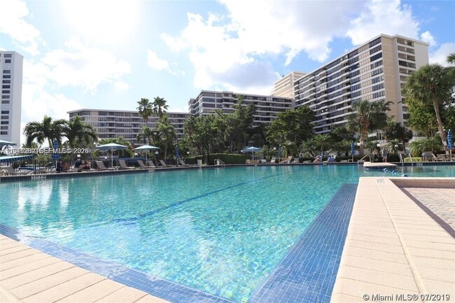 Building Photo - 600 Three Islands Boulevard