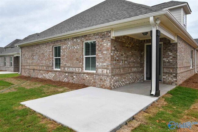 Building Photo - 113 Gary Allen Blvd