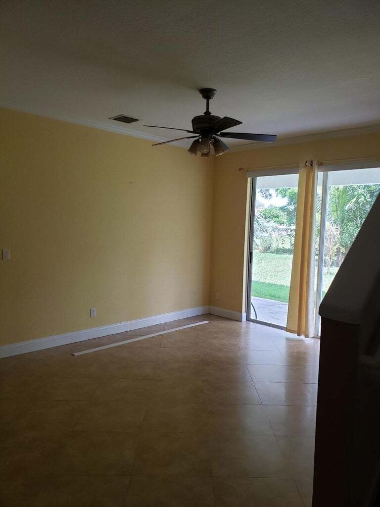 Building Photo - 6759 Silver Ridge Ln