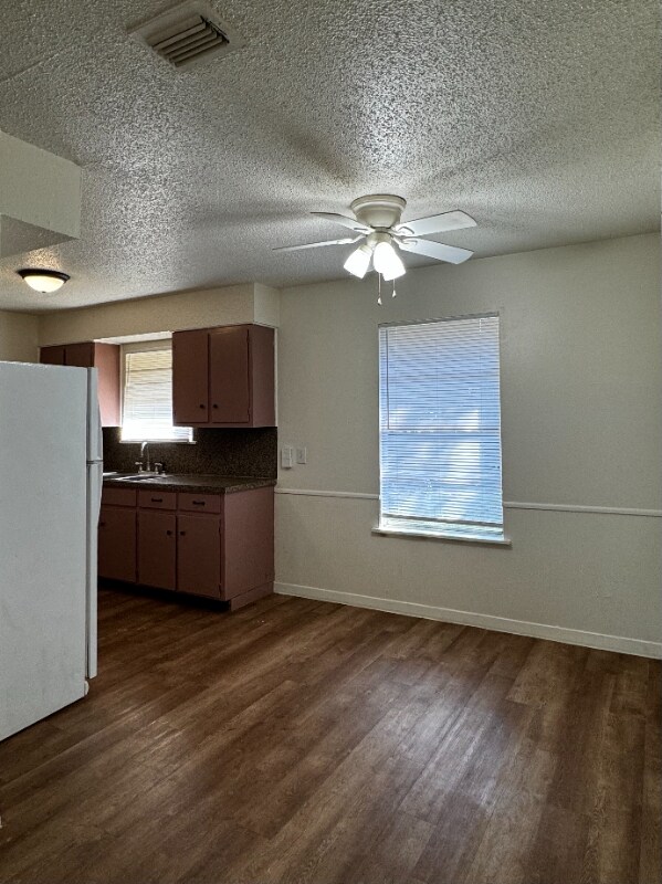 Building Photo - 314 Bramble Dr