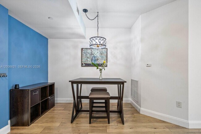 Building Photo - 510 NW 84th Ave