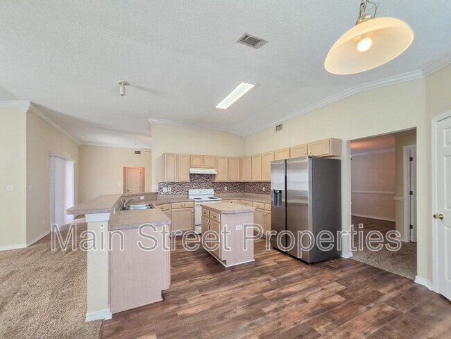 Building Photo - 1057 Freeboard Blvd