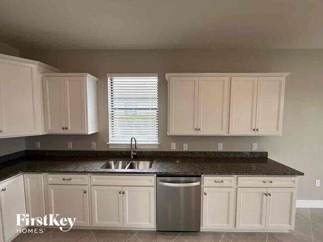 Building Photo - 2535 Marton Oak Blvd