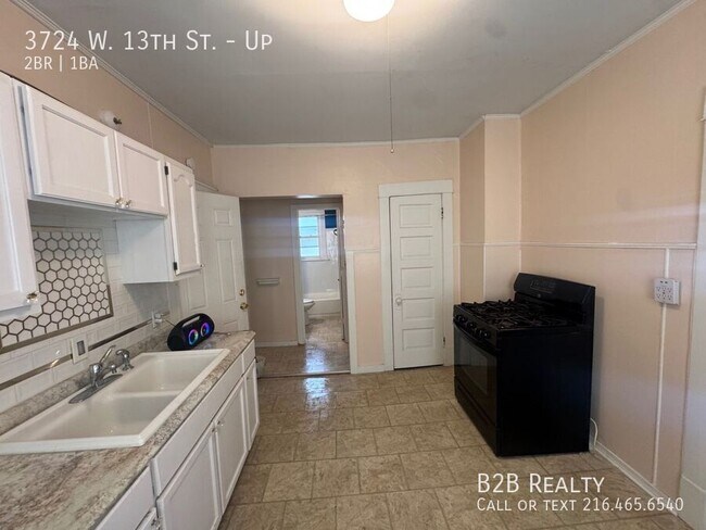 Building Photo - 3724 W 13th St