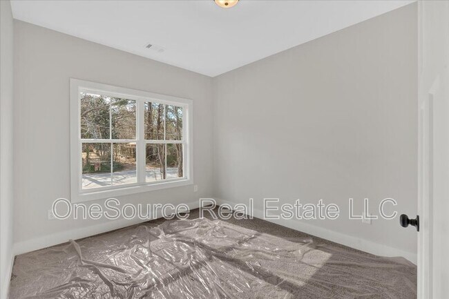 Building Photo - 4444 Sullivan Rd SW