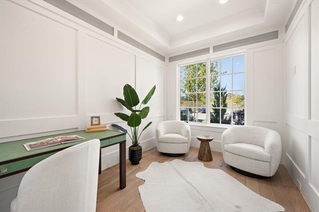 Building Photo - 2955 Sunset Blvd