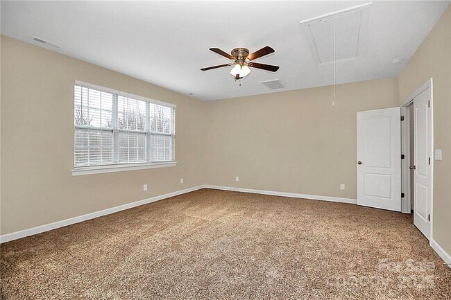 Building Photo - 311 Palmerston Ln