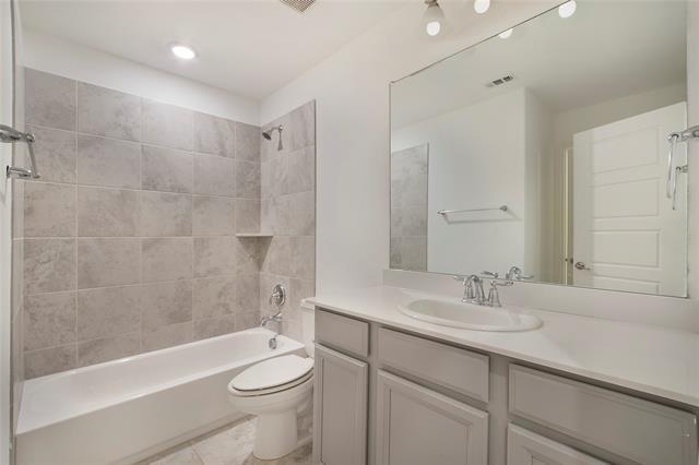 Building Photo - 1520 Chisholm Trail