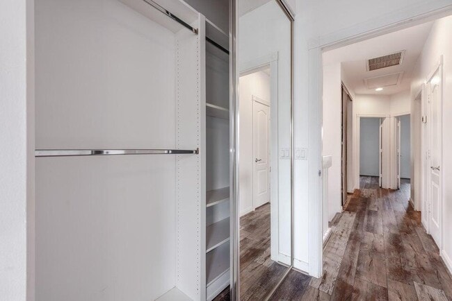Building Photo - 2151 Tigris Dr