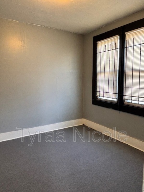 Building Photo - 7424 Wykes St