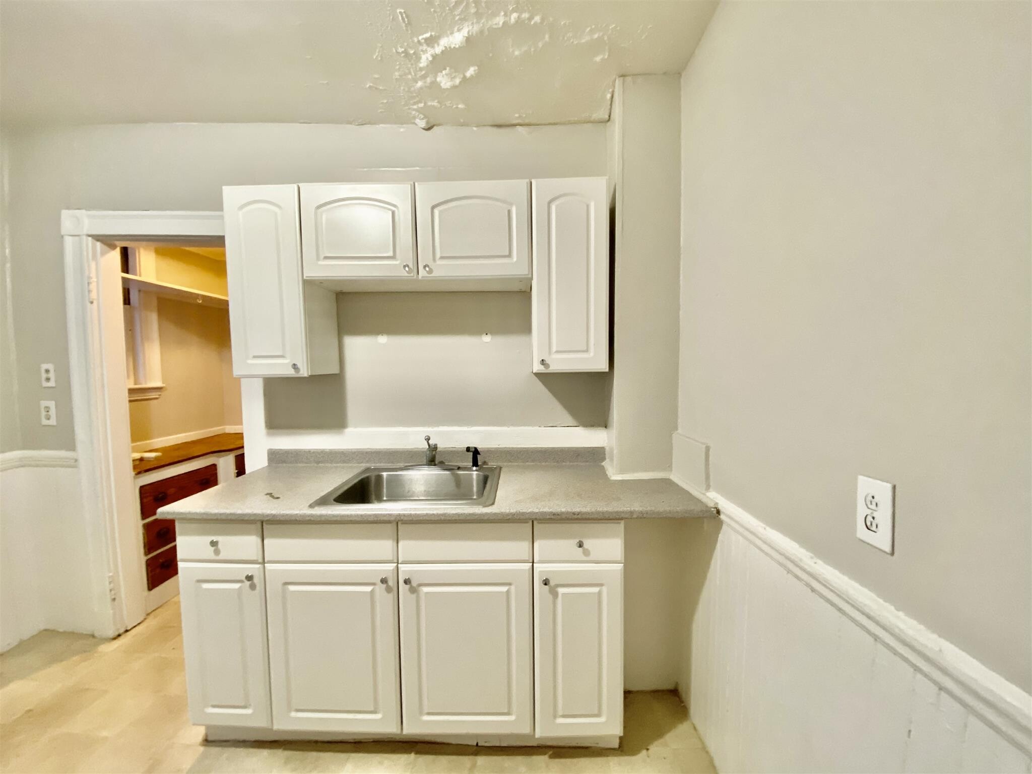 Building Photo - 9 Eustis St