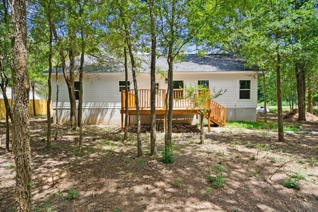 Building Photo - 319 Lamaloa Ln