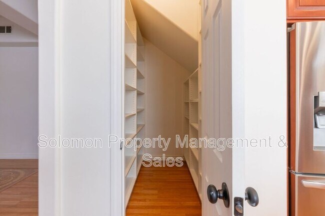 Building Photo - 316 Surfrider Way