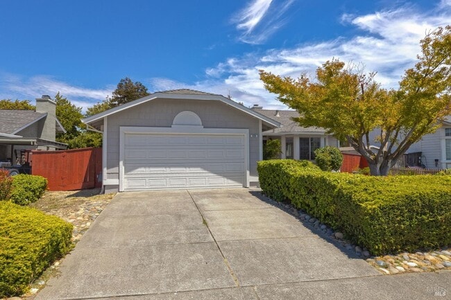 Building Photo - 828 Stoneridge Cir