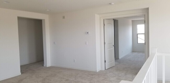 Building Photo - 40835 W Patricia Ln