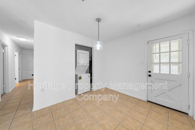 Building Photo - 4942 Driskill St