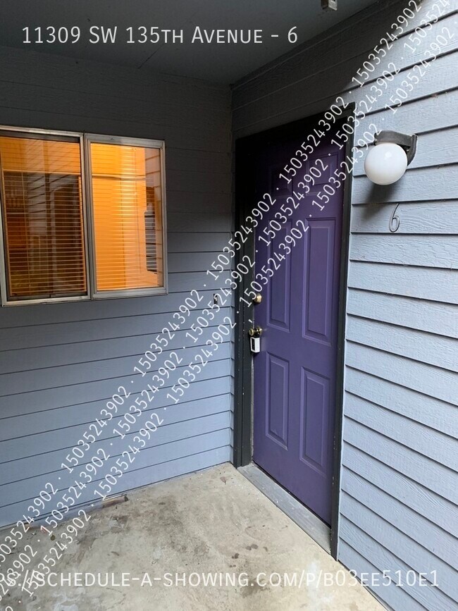 Building Photo - 11309 SW 135th Ave