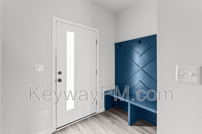 Building Photo - 847 Felix Wy