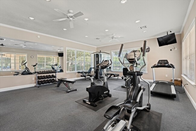 Building Photo - 6633 Jefferson Garden Ct