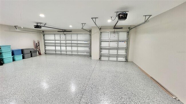 Building Photo - 17920 SW 66th Pl