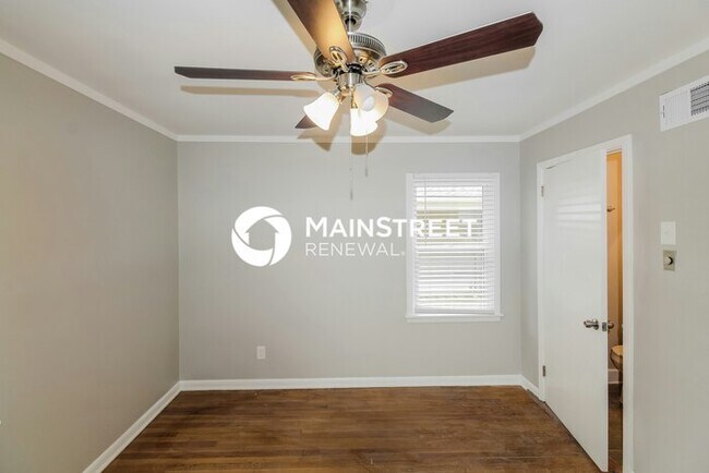 Building Photo - 4 Bedroom Pet-Friendly Home in Memphis, TN...