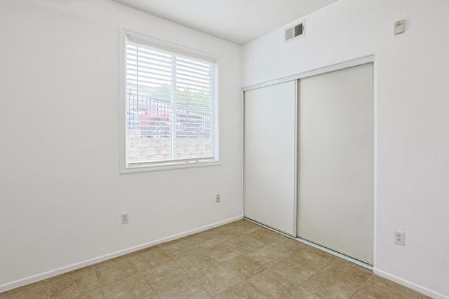 Building Photo - 4477 Avenida Aquila