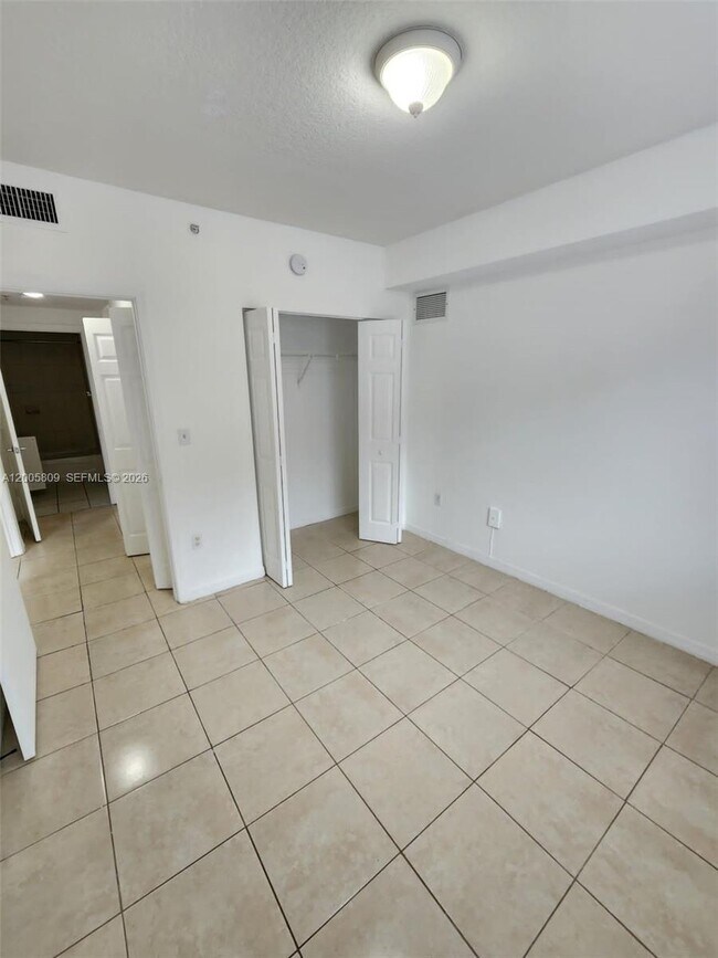 Building Photo - 11060 SW 196th St