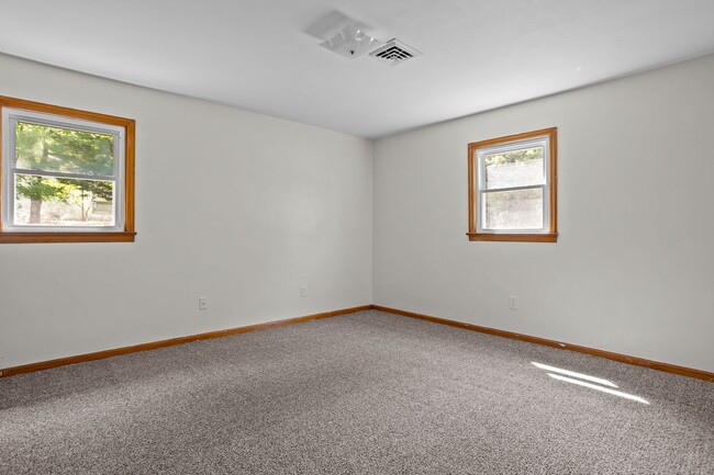 Building Photo - 6560 Benns Church Blvd