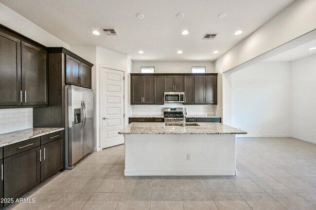 Building Photo - 3239 N 197th Ln