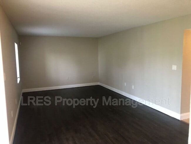 Building Photo - 4751 S Texas Ave