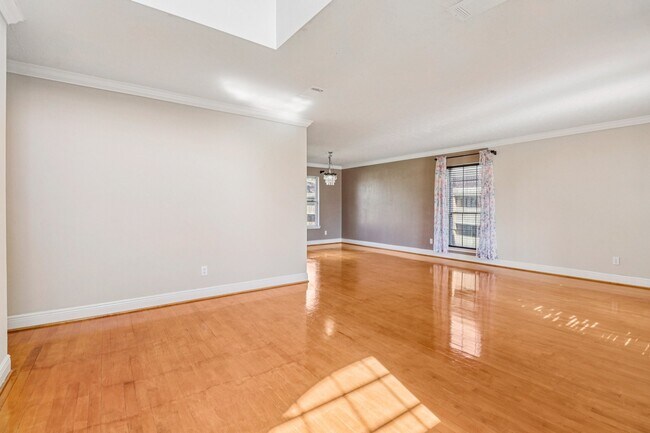Building Photo - 16810 Blairstone