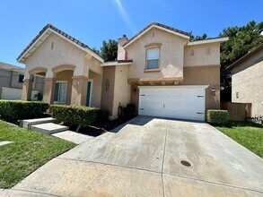 Building Photo - Gorgeous Eastlake Home in a Highly Sought-After Community!!