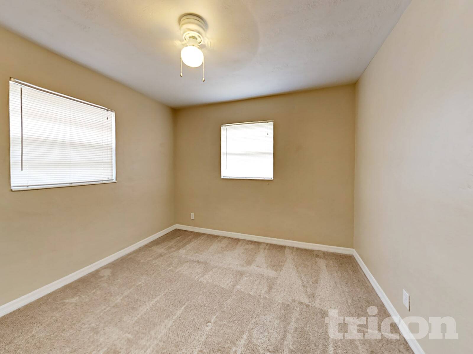 Building Photo - 2147 66th Ave S