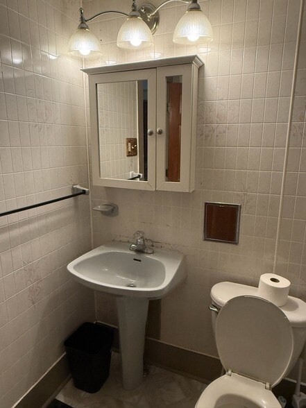 Building Photo - 918 Leland Ave