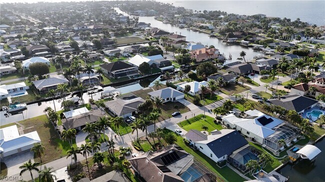 Building Photo - 5367 Coral Ave