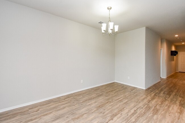 Building Photo - 5530 Redwood Summit Ln