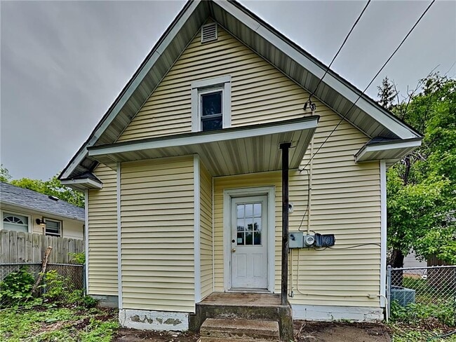 Building Photo - 3848 Major Ave N