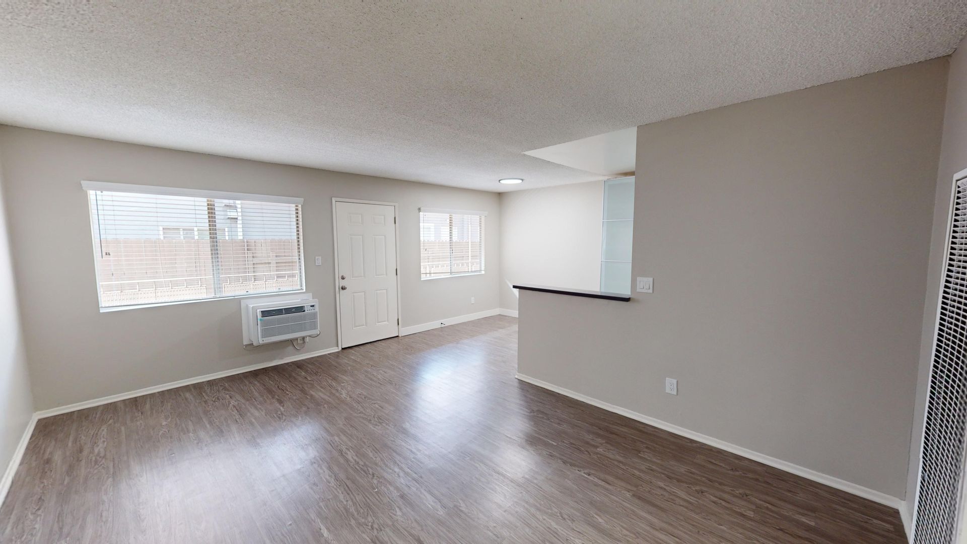 Interior Photo - 937 Hype