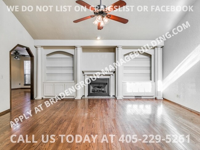 Primary Photo - 3837 Sunward Cir