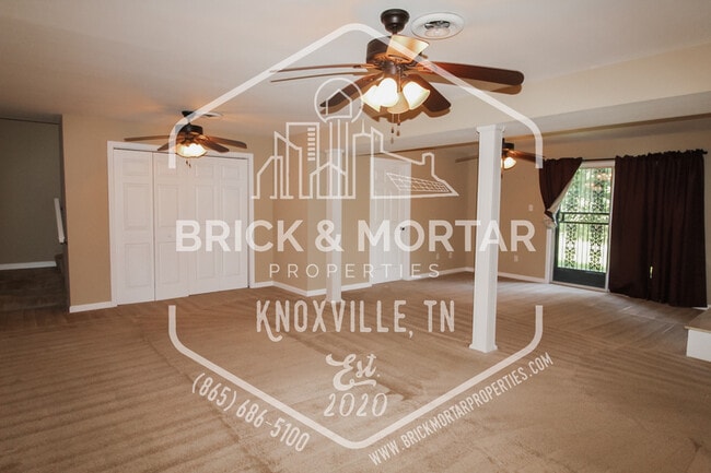 Building Photo - 3201 Brooks Ave