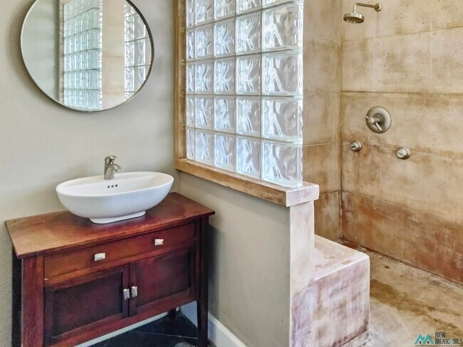 Building Photo - 2300 Reese Dr