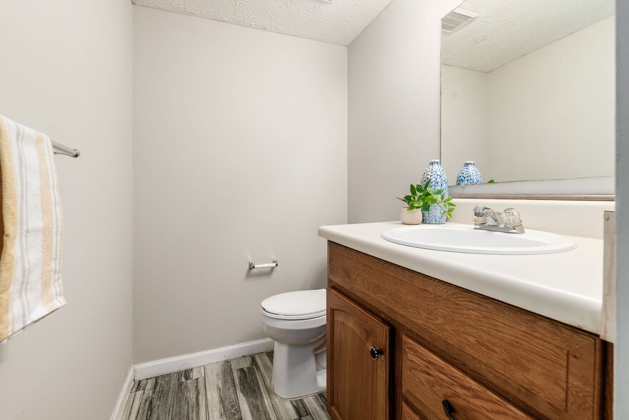 Building Photo - 7897 Kirkby Ct